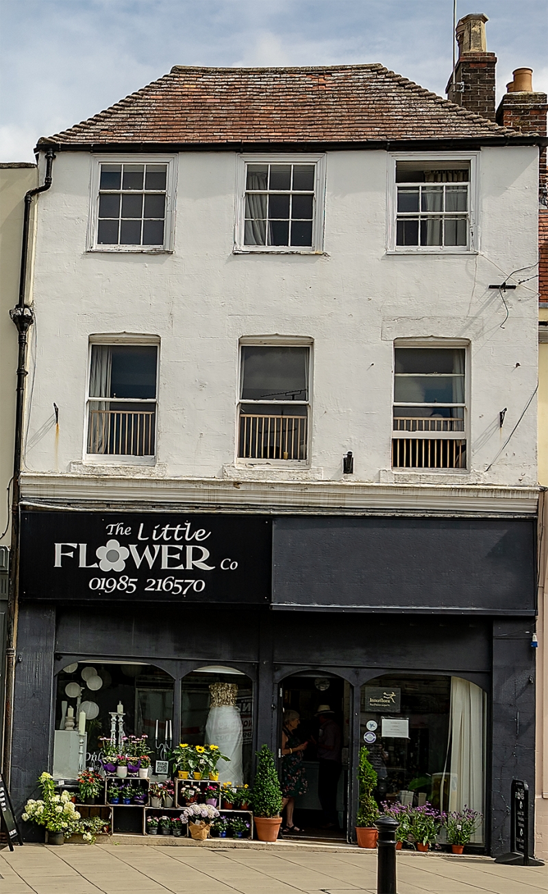 10 and 12, High Street, Warminster, Wiltshire