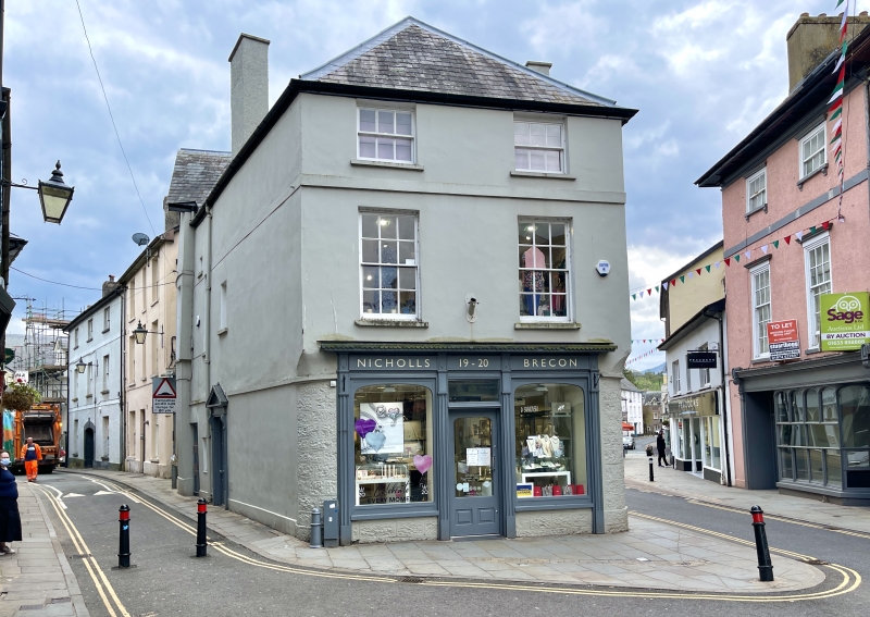 NO.40 High Street Inferior (Island Site), Powys, Brecon, Powys - Photo ...